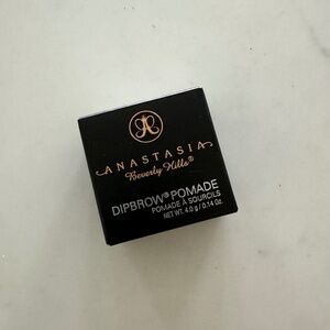 Anastasia Dipbrow Pomade (Caramel) - NWT